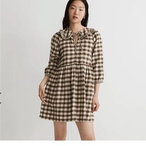 100% cotton cottage core dress with pockets.
